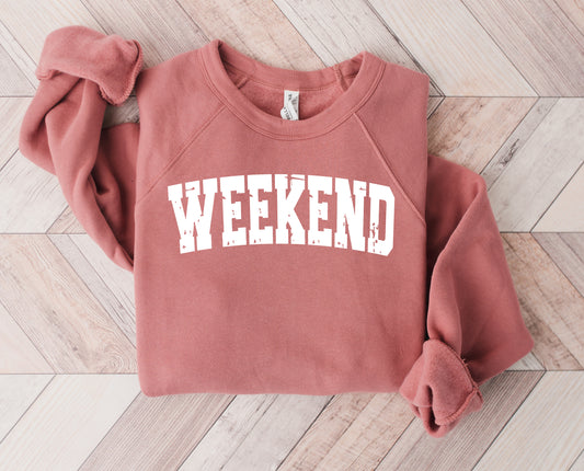 Weekend Crew Neck - www.chasethebutterflies.com