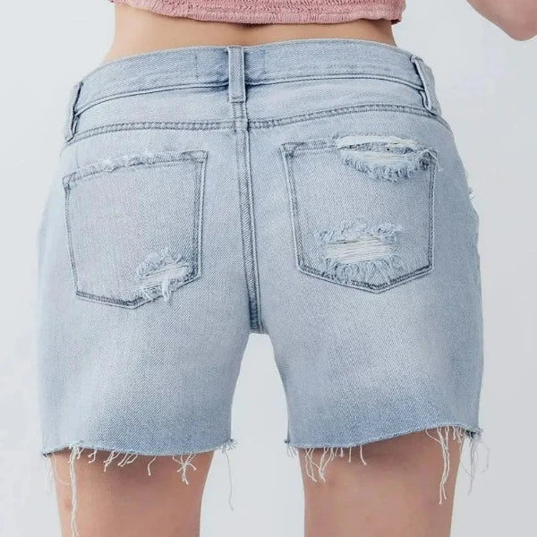 Distressed Denim Shorts www.chasethebutterflies.com