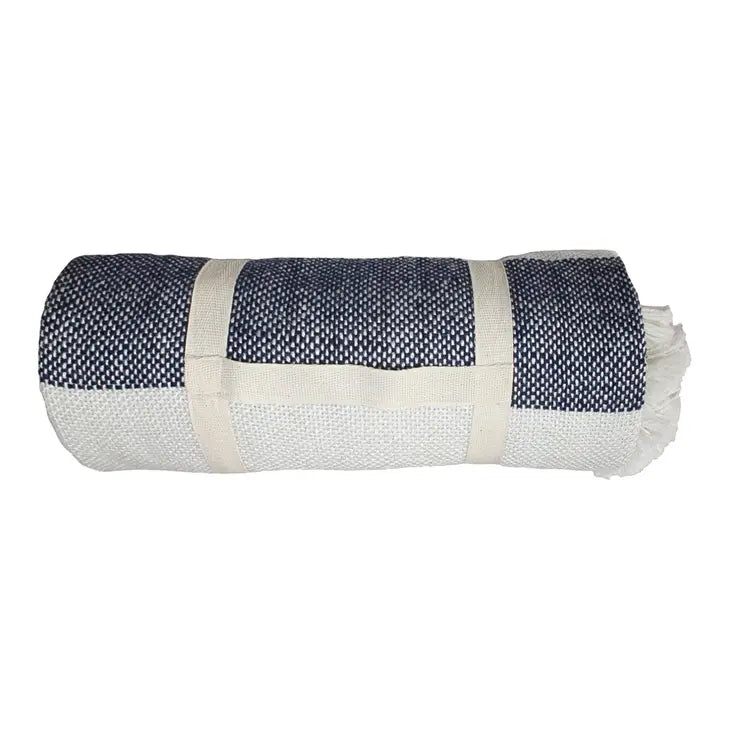 Cabana Picnic Blanket - www.chasethebutterflies.com