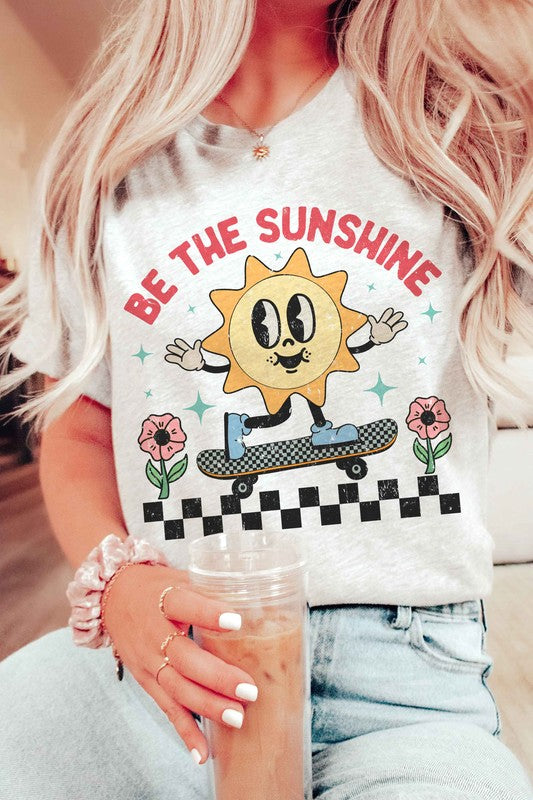 BE THE SUNSHINE GRAPHIC TEE