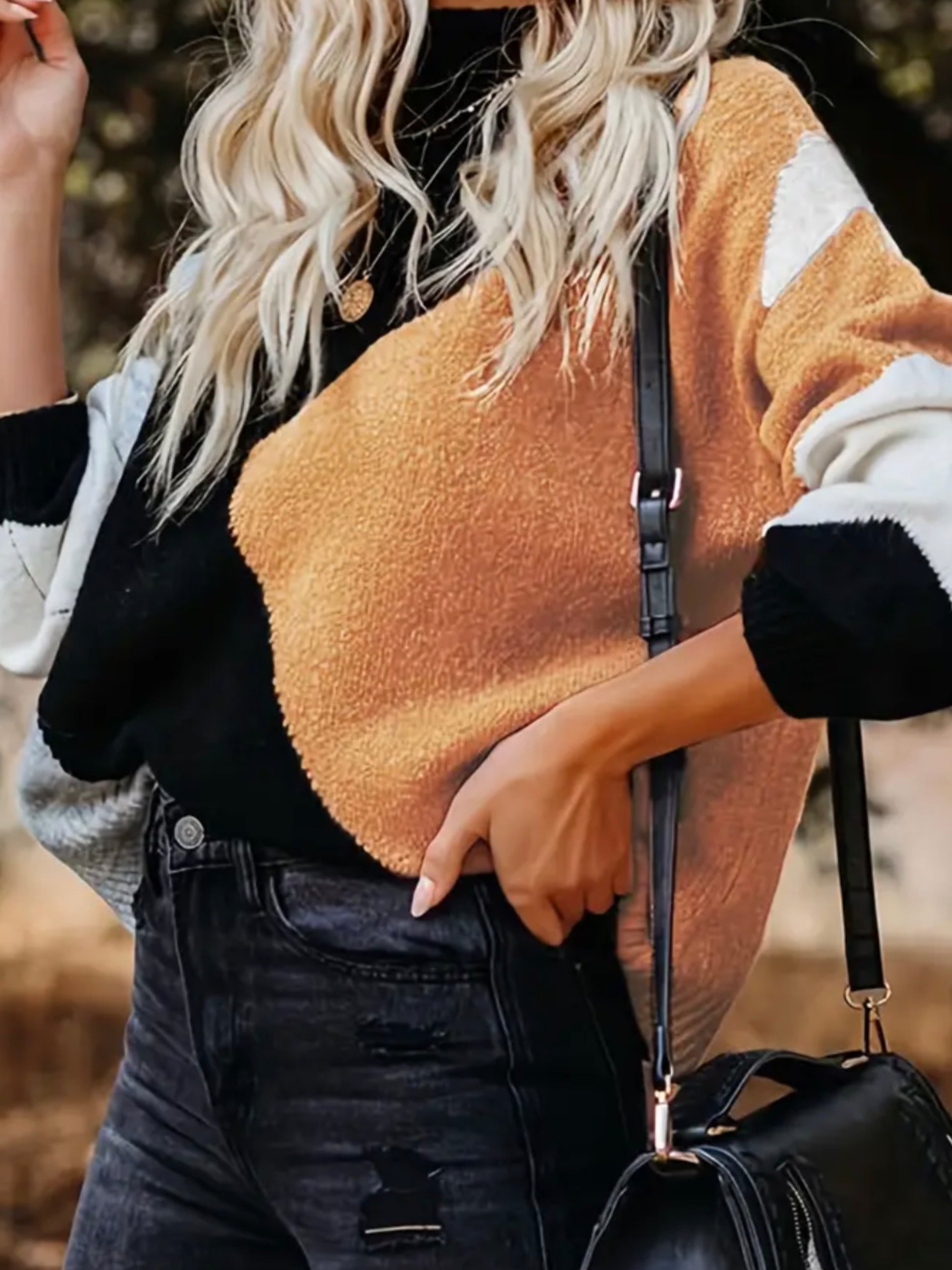 Fall oversized sweater - www.chasethebutterflies.com