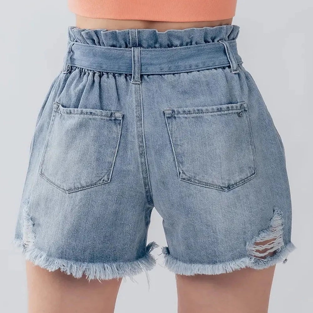 denim distressed shorts www.chasethebutterflies.com