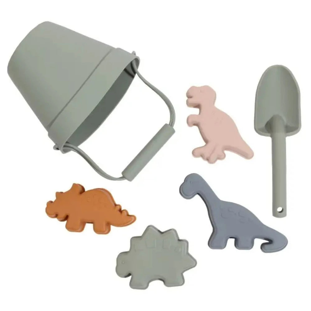 sand bucket toys www.chasethebutterflies.com